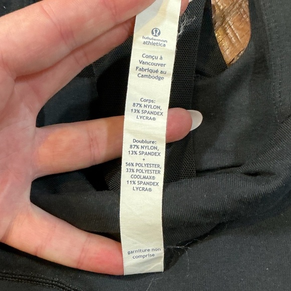 Lululemon Black Racerback Tank Top  Size 12 Built-In Bra Support Coolmax Lycra® - Picture 5 of 8